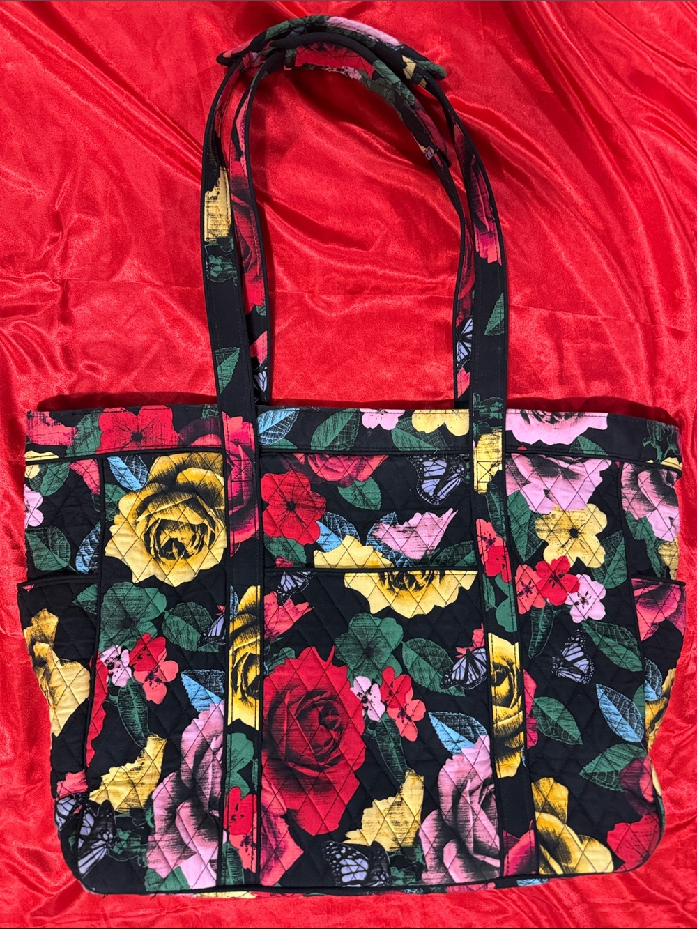 WOW POSHMARK - Authentic Vera Bradley NWOT XXL TRAVEL TOTE 22”L x 15”H x 8”W